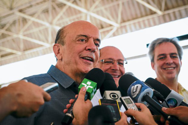 Candidatos de gobierno avanzan en municipales