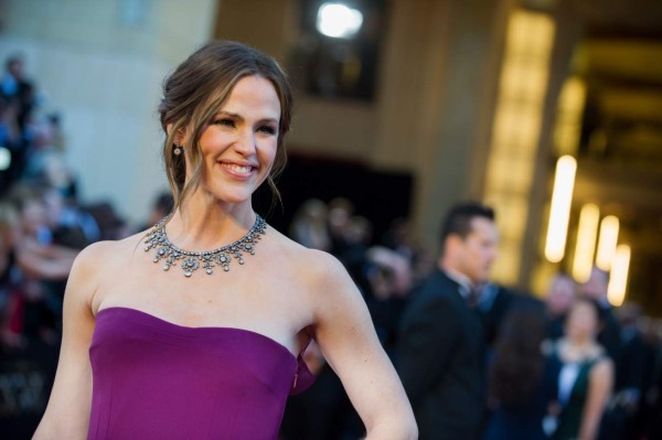 Jennifer Garner, una madre cuidadosa en la realidad y la ficción
