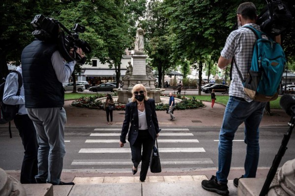 Enjuician a mujer por matar y enterrar a su padrastro tras 25 años de abuso