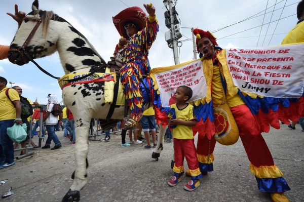 Color al máximo en Barranquilla con juego antre Colombia y Brasil