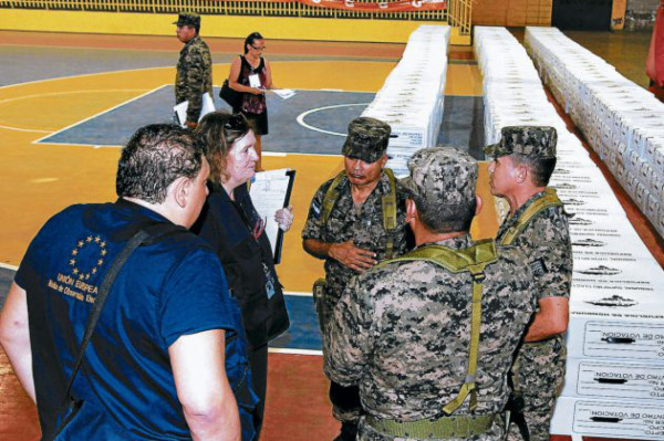 Observadores, respeten nuestra soberanía