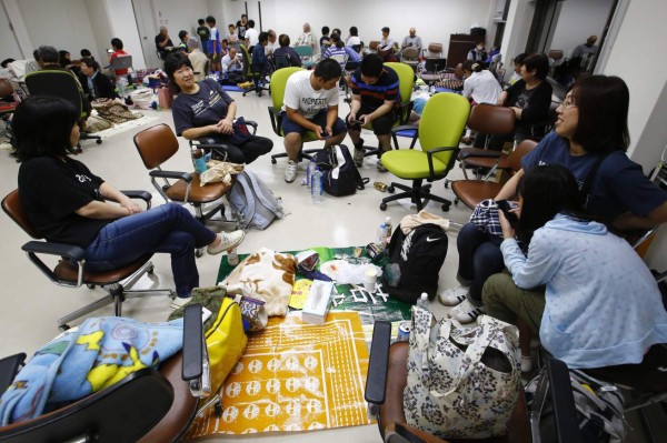Helicópteros evacúan a residentes por fuertes lluvias