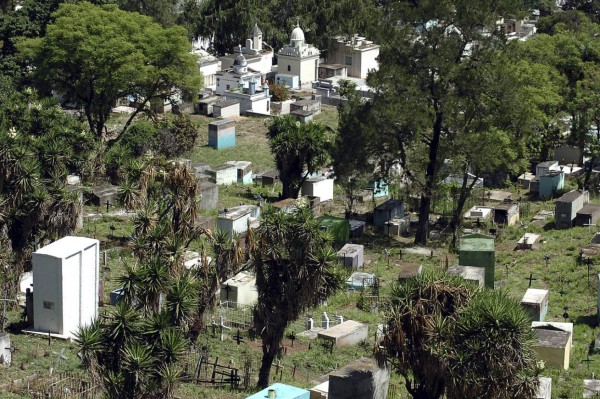 Alcaldía busca predio para nuevo cementerio municipal
