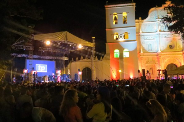 Comayagua vibró con las '12 Campanadas' para recibir Año Nuevo