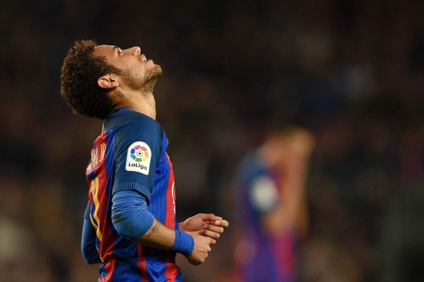 Neymar no fue convocado en la selección de Brasil para amistoso contra Argentina