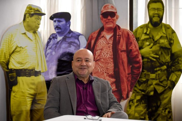 Colombia da por terminado conflicto con FARC tras desarme de guerrilla