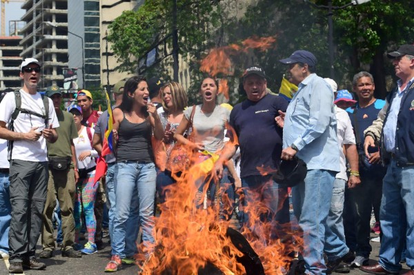 Las imágenes más impactantes de la 'madre de las marchas' en Venezuela