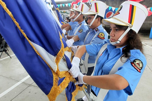 Fiesta patria tiene rostro de Excelencia académica