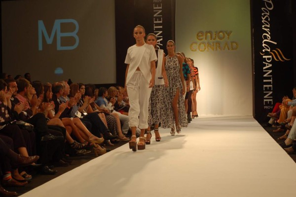 Pasarela catracha en Punta del Este