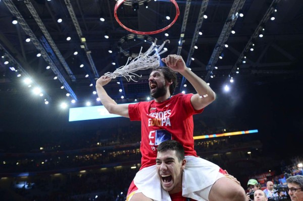 Pau Gasol le da la gradeza a España al ganar su tercer Eurobasket en Francia
