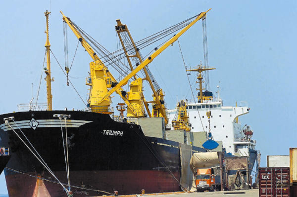 Urgen sanear corrupción en la Nacional Portuaria