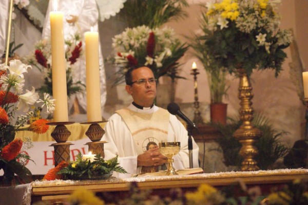 José Antonio Salinas Avery, sacerdote, doctor en teología y párroco de Ojojona
