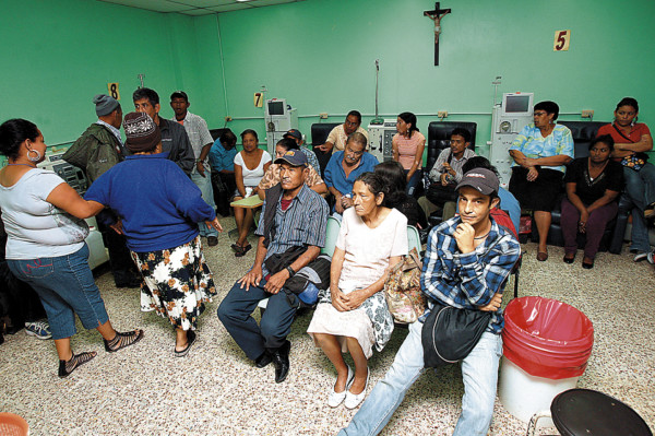 Angustia vivieron pacientes renales en el hospital Escuela
