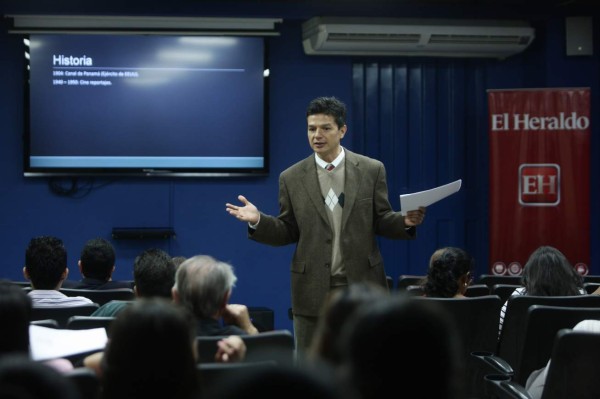 Hispano Durón habló del cine centroamericano en la UPNFM