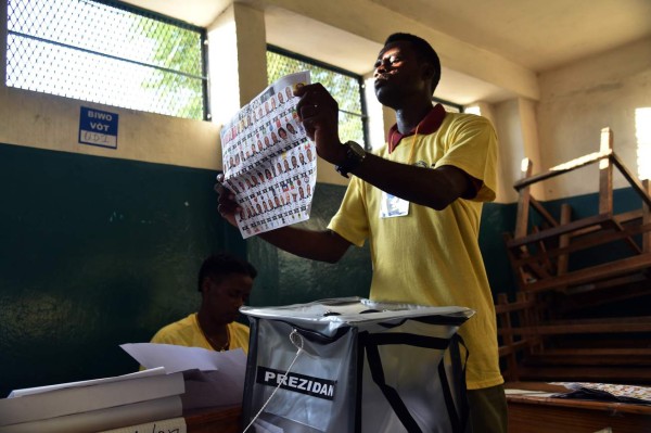 Haitianos votaron en calma en día decisivo para su estabilidad política&nbsp;&nbsp;