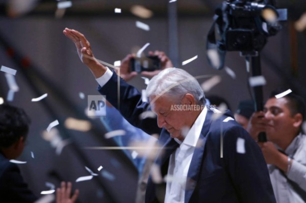 Andrés Manuel López Obrador y sus frases más emblemáticas tras declararse presidente de México