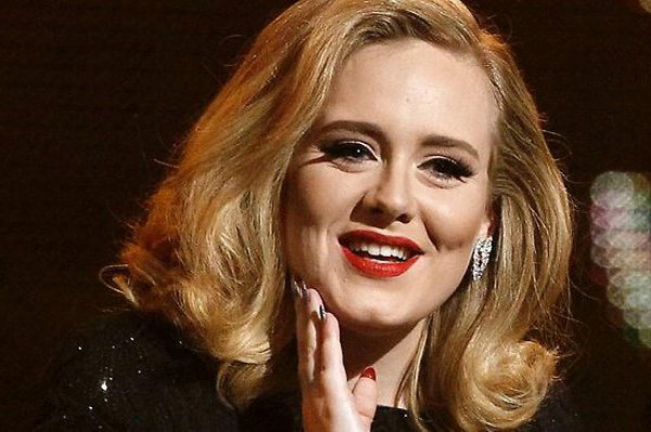 La cantante Adele es madre de un niño