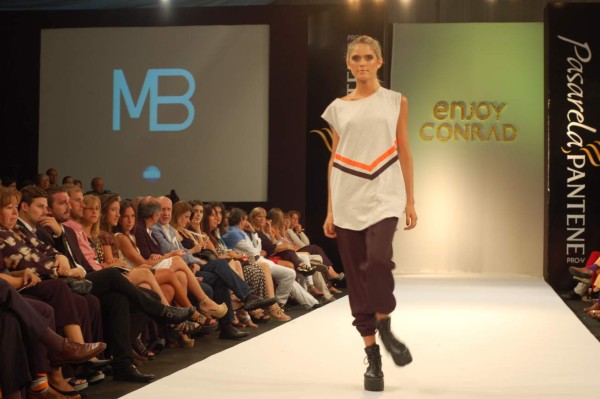 Pasarela catracha en Punta del Este