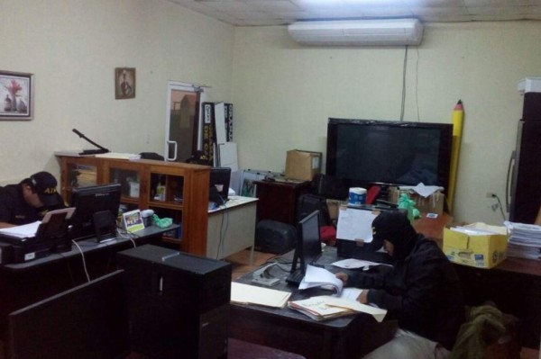 UNA: En medio de crisis e investigaciones por corrupción nombran rector interino