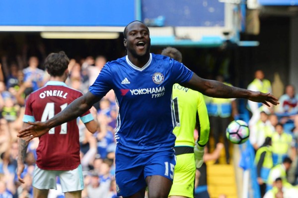 Liga Premier: Chelsea golea 3-0 al Burnley