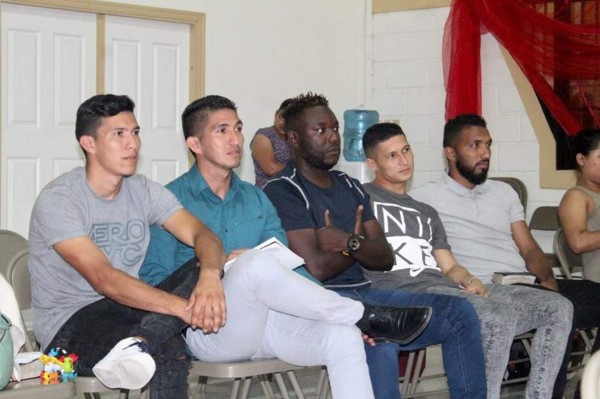Futbolistas hondureños que no esconden su amor por Dios, pues llevan de la mano el deporte y la religión﻿