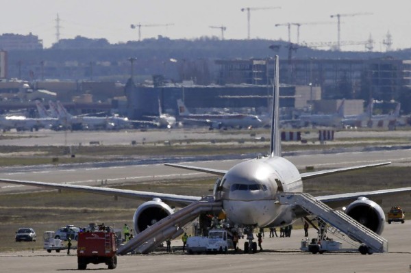 Alerta en vuelo Madrid-Riad de Saudi Airlines, pasajeros evacuados