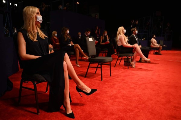 Elegantes y bellas: así lucieron las esposas e hijas de Biden y Trump en segundo debate