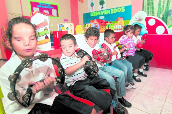 Un pequeño gigante, amante del piano