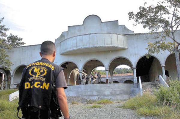 Armas de los Cobras, vendidas en Guatemala