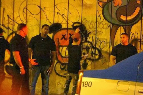Policía de Brasil tras Justin Bieber por graffitis