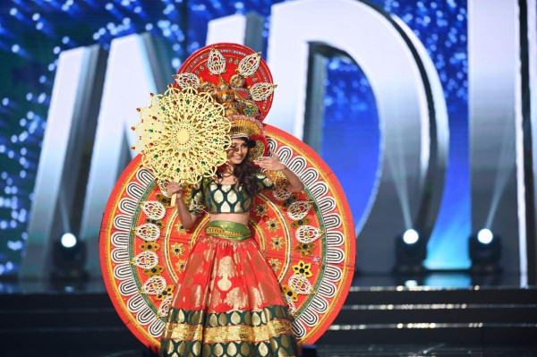 Los extravagantes trajes típicos de las concursantes de Miss Universo