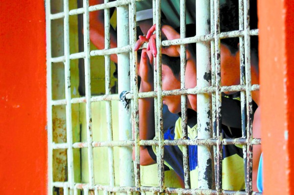 Más de 300 niños hondureños privados de libertad por infracciones