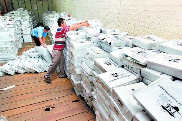 Por Libre no se deshacen de 15 millones de papeletas