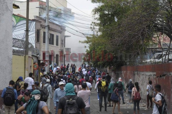 FOTOS: La capital, epicentro de caóticas escenas durante violentas protestas