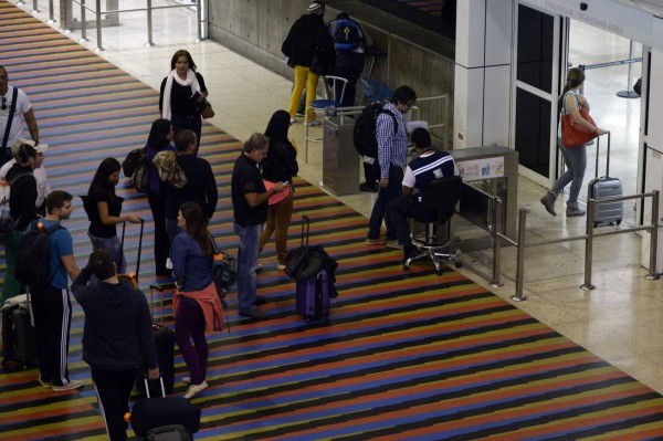 Oleada emigra para escapar de la inseguridad
