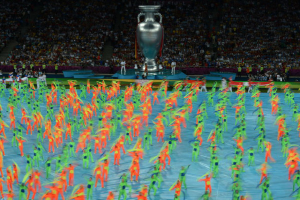 Revive la ceremonia de clausura de la Eurocopa 2012