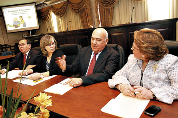 Corte Suprema de Justicia de Honduras inicia original campaña educativa