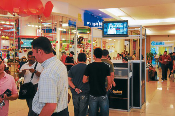 Honduras vivió la Metamorfosis de Arjona