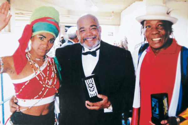 'Quise ser blanco para que la sociedad me aceptara'