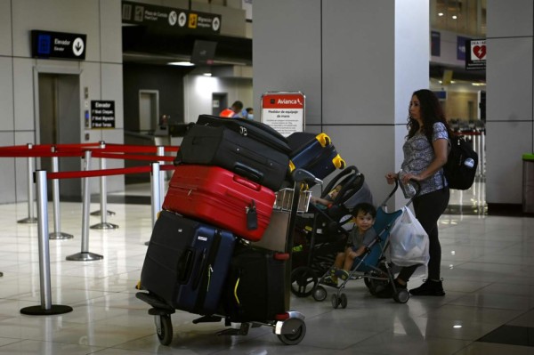 Albergues y suspensión de pago de servicios públicos, 10 medidas de Bukele ante Covid-19