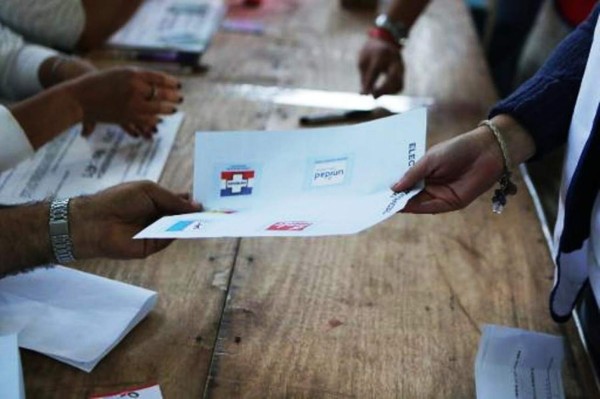 Exguerrillero se perfila como ganador de elecciones en El Salvador