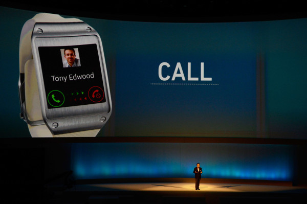 Samsung presenta su primer reloj inteligente Galaxy Gear