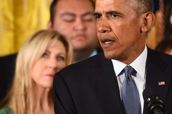 Obama llora al anunciar acción ejecutiva sobre control de armas en EE UU&nbsp;&nbsp;