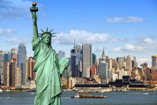 Nueva York se inundará y la posible sucesora de AMLO: Las predicciones del Brujo Mayor para 2022