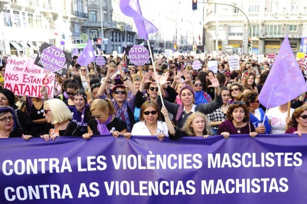 Una marea feminista marcha en Madrid contra la violencia machista