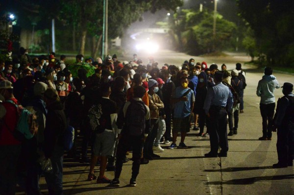 Guatemala en 'estado de prevención' por caravana migrante de hondureños