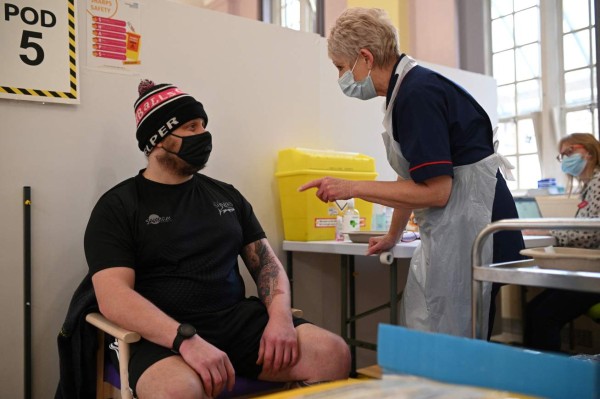 ¿De dónde surge la variante ómicron y por qué es importante su origen?