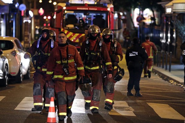 Diez muertos deja un incendio aparentemente intencionado en un edificio en París, Francia