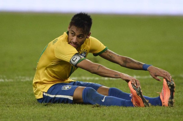 VIDEO: Messi le niega saludo a Kaká