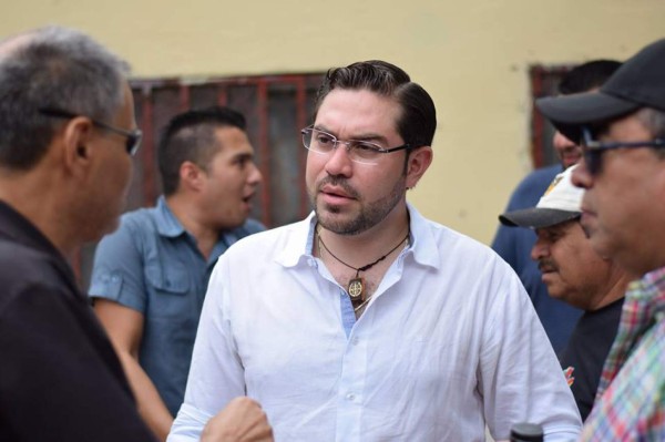 Los candidatos a diputados que son estrellas en las redes sociales